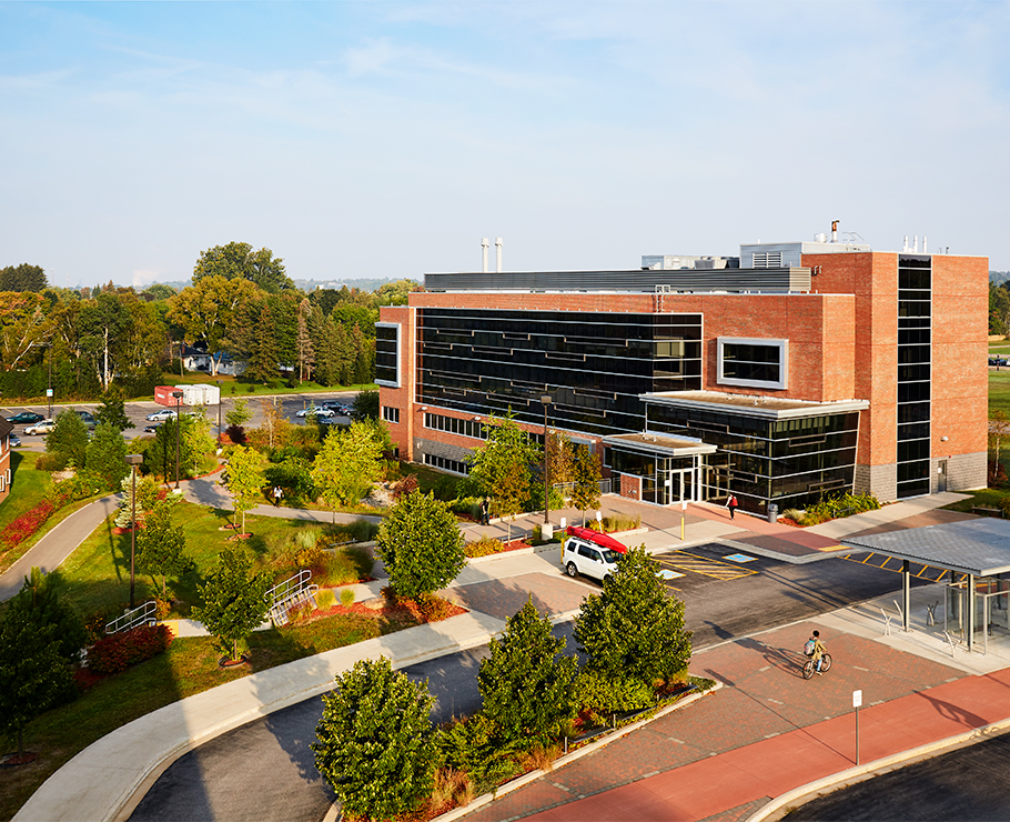 Algoma University - Cơ sở học tập Sault Ste. Marie tại tỉnh bang Ontario